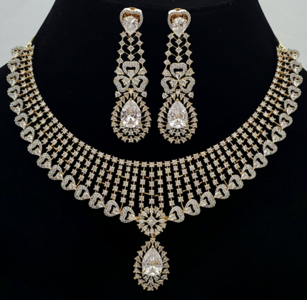NAMO 550 Premium Necklace Set Gold with White